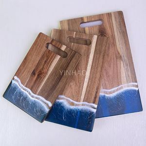 YINHAO Op maat gemaakte logo's, hoogwaardige populaire blauwe oceaan golf acacia houten epoxyhars snijplanken, hars snijplank - Product Image 6