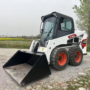 Chargeuse compacte Bobcat S450 d'occasion de haute qualité avec godet à vendre à prix abordable - Product Image 3