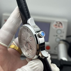 High-<b>end</b> Designer Watch with Multiple Business Functions Including Power Reserve Display, Dual Time Zone and Date Display - Product Image 4