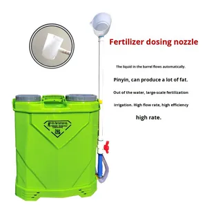 Pulvérisateur d'<span class=keywords><strong>engrais</strong></span> <span class=keywords><strong>liquide</strong></span> soluble dans l'eau avec quatre têtes de pulvérisation, corps épaissi, haute productivité - Product Image 4