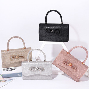 حقيبة نسائية عصرية جديدة بكتف واحد متقاطعة مع الجسم بسعة كبيرة تصميم مطوي سحابة خفيفة الوزن نمط فاكهة كاجوال - Product Image 1