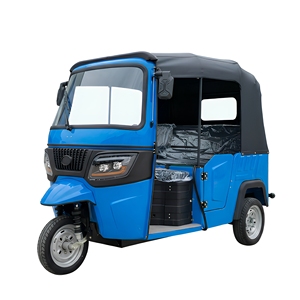Venta al por mayor <span class=keywords><strong>de</strong></span> mototaxis cerrados, triciclos Bajaj para pasajeros, mini taxis, motocicletas Tuk-tuk - Product Image 1