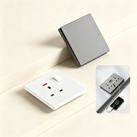 Stopkontak Dinding Standar Inggris 16A dengan Sakelar, Kompatibilitas Steker Universal 250V, Panel PC Tahan Api, 2 Port USB-A/2 Port USB-C, Keamanan