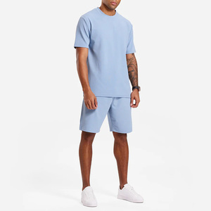 OEM verano Unisex dos piezas pantalones cortos de chándal conjunto de chándal personalizado hombres Waffle Knit camisetas chándal pantalones cortos conjunto y camiseta para hombres - Product Image 5