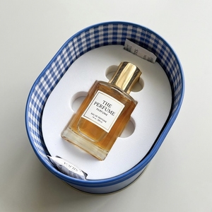 กล่องเหล็กทรงรีสีน้ำเงินสั่งทำพิเศษจากเวียดนาม WeWood พร้อมหูหิ้วหนัง กล่องบรรจุภัณฑ์น้ำหอมโลหะพรีเมียม กล่องเหล็กสั่งทำพิเศษ - Product Image 3