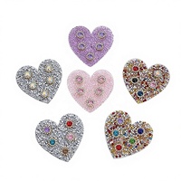 Patchs thermocollants créatifs en forme de cœur entièrement sertis de strass, exquis, pour vêtements, chapeaux, sacs et accessoires