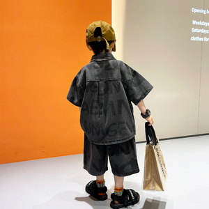 Nuovo Completo Estivo in Denim per Bambini 2026, Set Due Pezzi con Camicia a Maniche Corte Sottile, Abbigliamento Trendy e Fresco per Bambini - Product Image 3