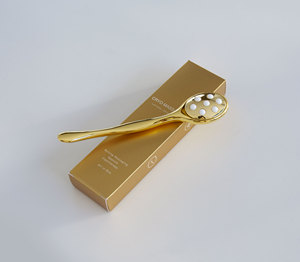 Pure <span class=keywords><strong>Metal</strong></span> Gesicht <span class=keywords><strong>Gua</strong></span> <span class=keywords><strong>Sha</strong></span> Stein Set Beauty Roller Kryotherapie Dual Rolling Massage - Product Image 2