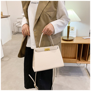 กระเป๋าสะพายไหล่สำหรับผู้หญิงกระเป๋าทรงสี่เหลี่ยมขนาดเล็กดีไซน์เนอร์หนังแบบส่วนตัว - Product Image 3