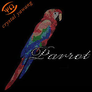 中国工厂定制动物老虎狮子马狗水钻烫金t恤转印贴花 - Product Image 5