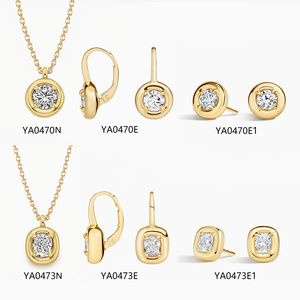 Nuevo Conjunto de Joyería Minimalista para Mujer, con Colgante de Moissanita, Aretes de Botón y Aretes de Palanca en Plata u Oro - Product Image 1