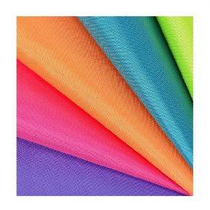 Tissus Oxford en polyester 300D 600D 900D 1200D enduits de PVC et de PU, tissés, imperméables, résistants aux déchirures, pour imperméables et parapluies d'extérieur - Product Image 1