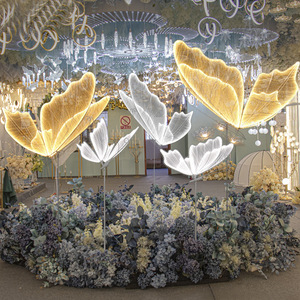 Ailes de papillon lumineuses, décoration de mariage, lumière LED décorative de luxe, support de papillon lumineux pour la décoration d'allée de mariage et de fête - Product Image 5