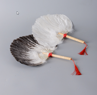 HY vente en gros teint africain fait à la main Vintage artisanat manche en bois plume d'oie ventilateur pour la décoration intérieure Costume fête vacances accessoire