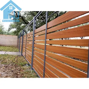 PVC ngựa hàng rào Vinyl nhà máy nhân tạo trên tường gỗ Hoàng Dương hàng rào nhựa nhân tạo cỏ hàng rào kim loại