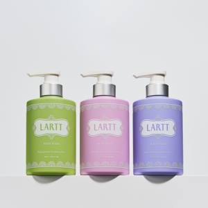 Gel de Baño y Limpiador Corporal Líquido con Aroma Amaderado para el Cuidado de Personas Mayores, con Control de Olor Duradero y Complejo de Ceramidas Nutritivas - Product Image 6