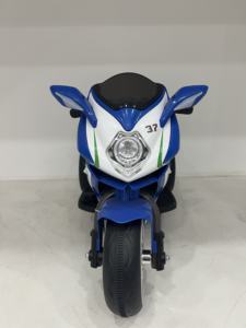 Трехколесный пластиковый электромобиль на аккумуляторе с пультом управления для мальчиков и девочек - Product Image 4