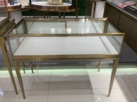 Vitrine à bijoux en verre et MDF avec serrure, livraison rapide depuis l'usine, pour magasin, modèle 2027