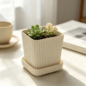 <span class=keywords><strong>Jardinière</strong></span> légère à rayures verticales carrées avec soucoupe assortie, pour intérieur, <span class=keywords><strong>rebord</strong></span> <span class=keywords><strong>de</strong></span> <span class=keywords><strong>fenêtre</strong></span> ou table - Product Image 4