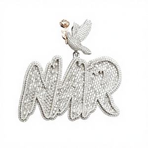 Colgante de Lujo con Nombre Personalizado de Moissanita Iced Out y Diseño de Paloma, Joyería Hip Hop para Fiesta, Letra de Diamante Personalizada, Chapado en Plata - Product Image 1