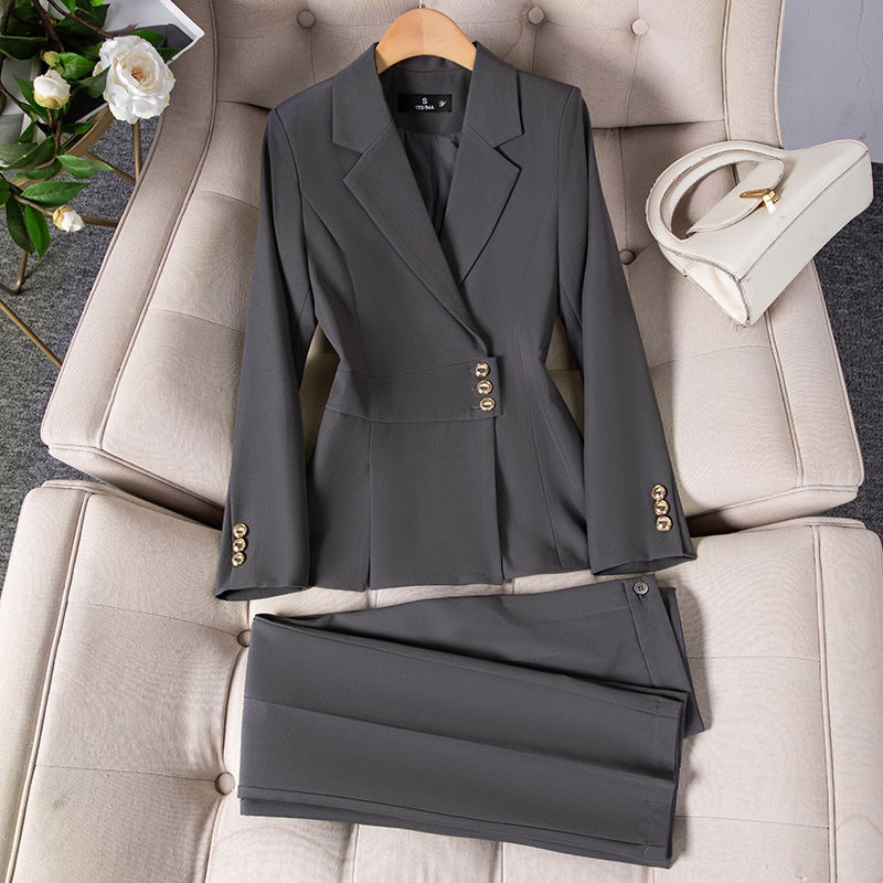 Dark gray coat+pants