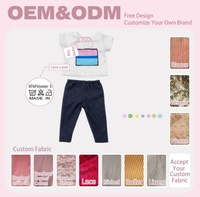Tenue 2 pièces pour poupée de 18 pouces, marque privée : T-shirt blanc à motif graphique à manches courtes et pantalon en faux jean à taille élastique, design personnalisé