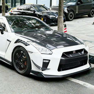 Calandre avant en fibre de carbone brillante pour Nissan GT-R R35 2017-2022 - Product Image 3