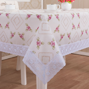 Tovaglia in PEVA con stampa floreale e bordo in pizzo - Product Image 5