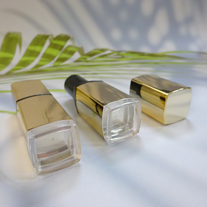 Tubo de lápiz labial cuadrado metálico dorado personalizado con anillo, base transparente dorada vacía, lápiz labial de plástico para empaque de maquillaje - Product Image 4