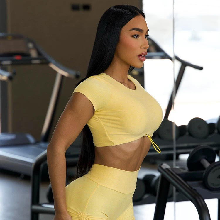 Yellow short sleeves