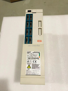 Unité de commande MDS-C4-V2-3035 AC 400V pour moteurs - Product Image 3