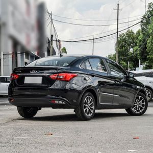 YT <span class=keywords><strong>Auto</strong></span> 2024 Chery Arrizo 5 berlina compatta urbana 1.5L manuale 4 porte 5 posti in pelle a basso chilometraggio FWD di seconda mano <span class=keywords><strong>Auto</strong></span> usata benzina sinistra - Product Image 6