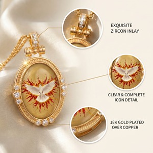 Regalo de Confirmación Católica, Colgante Ovalado de Latón Esmaltado a Mano con Imitación de Perla y Paloma del Espíritu Santo - Product Image 2