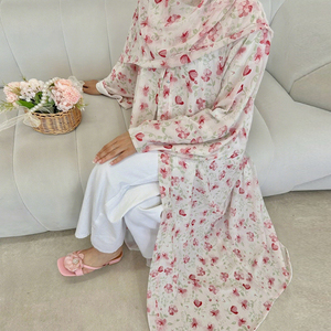 Abaya Aperta in Chiffon Floreale Stampato Premium, Hijab Estivo Traspirante e Leggero, <span class=keywords><strong>Abbigliamento</strong></span> <span class=keywords><strong>Islamico</strong></span> Turco per Donne, per Eid e Ramadan - Product Image 3