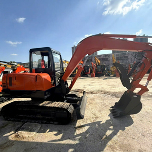 Excavadora pequeña Doosan DH55 usada original, alta calidad, pocas horas de trabajo, buen estado, en venta. - Product Image 1