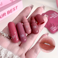 Rouge à lèvres mini capsule mat vegan longue tenue, haute qualité, résistant à l'eau, certifié HALAL, 5g, personnalisable avec votre logo (marque privée)