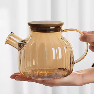 Théière en verre avec couvercle en bois, design côtelé, pichet à eau froide pour le thé aux fruits, idéal pour les fêtes - Product Image 3