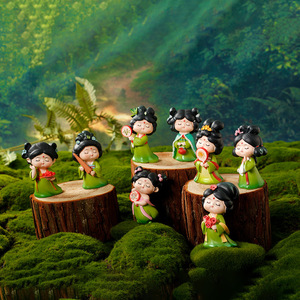 Figurines en résine Yu Mo Tang Palace Night Dream, poupées Hanfu, décoration de bureau, ornement de voiture, cadeau pour filles - Product Image 1
