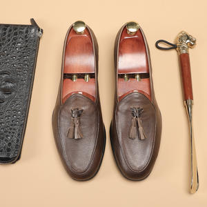 Retro low-top lace-up casual <b>shoes</b> for <b>men</b> at the party are casual, light and transparent - Product Image 4