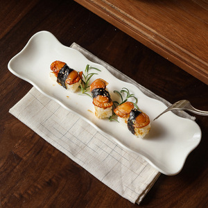 Plato de Cerámica Blanco con Borde Ondulado para Sushi, Plato Largo para Servir Sushi, <span class=keywords><strong>Tapas</strong></span>, Aperitivos, Fiestas, Hogar, <span class=keywords><strong>Restaurante</strong></span> y Catering - Product Image 3