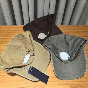 หมวกแก๊ปทรงเบสบอลปักลาย Spurs สีเทา ไซส์เล็ก สำหรับผู้ชายและผู้หญิง ช่วยให้ใบหน้าดูเล็กลง - Product Image 2