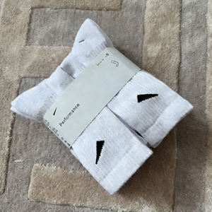 Yüksek Kaliteli 6 Çift Uzun Tüp Kalınlaştırılmış Havlu Tabanlı Pamuklu Çorap Basketbol Koşu ve Günlük Kullanım Rahat Unisex Spor Çorapları - Product Image 6