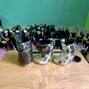 Auténtica Jarra Vikinga Hecha a Mano, Imitación de Cuerno de Vaca, Estilo Antiguo, Ecológica, Nueva, Vintage, Medieval, para Cerveza/Ale/Mead, para el Hogar - Product Image 1