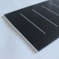 Verre solaire trempé ultra-transparent de 3,2 mm, haute résistance, écologique, pour l'industrie, l'hôtellerie, l'éclairage extérieur, les salles de bain et les cuisines
