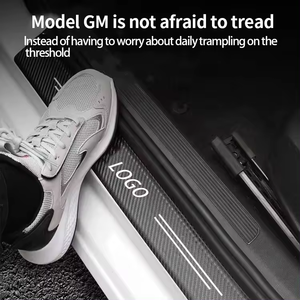 Autocollant en fibre <span class=keywords><strong>de</strong></span> carbone anti-rayures pour <span class=keywords><strong>seuil</strong></span> <span class=keywords><strong>de</strong></span> <span class=keywords><strong>porte</strong></span> <span class=keywords><strong>de</strong></span> voiture Bande <span class=keywords><strong>de</strong></span> <span class=keywords><strong>seuil</strong></span> <span class=keywords><strong>de</strong></span> <span class=keywords><strong>porte</strong></span> <span class=keywords><strong>de</strong></span> voiture - Product Image 4