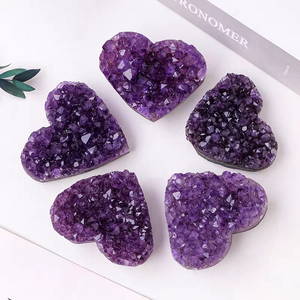 Cristal de roca <span class=keywords><strong>natural</strong></span>, amatista, pequeño adorno tallado a mano, racimo de geoda de <span class=keywords><strong>Uruguay</strong></span> para curación y tema de Mascota - Product Image 5