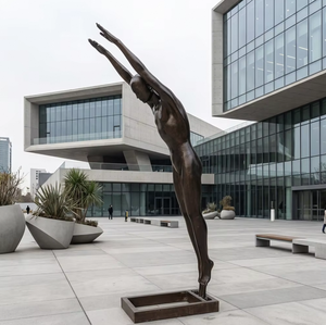 Escultura de Bronce Moderna de Atleta de <span class=keywords><strong>Buceo</strong></span> a Tamaño Real, Estatua de Arte Contemporáneo para Galería, Hotel, Centro Deportivo - Product Image 1