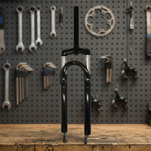 Horquilla Delantera para Bicicleta BMX de Montaña con Resorte de Aire en el Lado Izquierdo, 26 Pulgadas, Compatible con Frenos de Disco, Corona de Aleación Forjada, Eje QR - Product Image 2