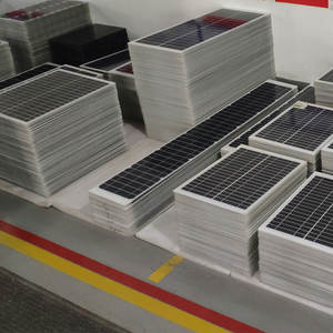 Lámpara con alimentación integrada para exteriores, potente farola LED de 20W con sensor de movimiento para exteriores en ciudades inteligentes, farola solar - Product Image 4