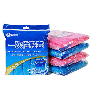 Cubrezapatos de Plástico HelpS Mate, 100 Unidades, Azul y Rosa, Impermeables, para Uso Diario en el Hogar, Laboratorio y Cuarto Limpio - Product Image 1